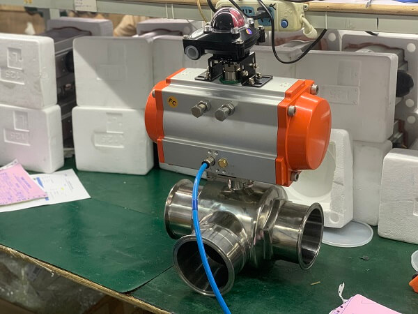 covna-sanitary-pneumatic-ball-valve